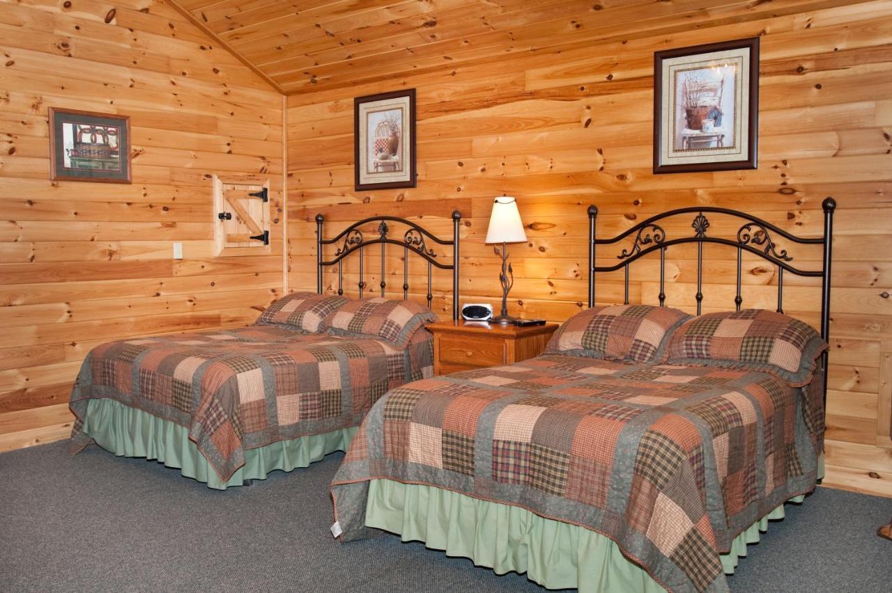 7Cs Lodging Flintstone Bagian luar foto