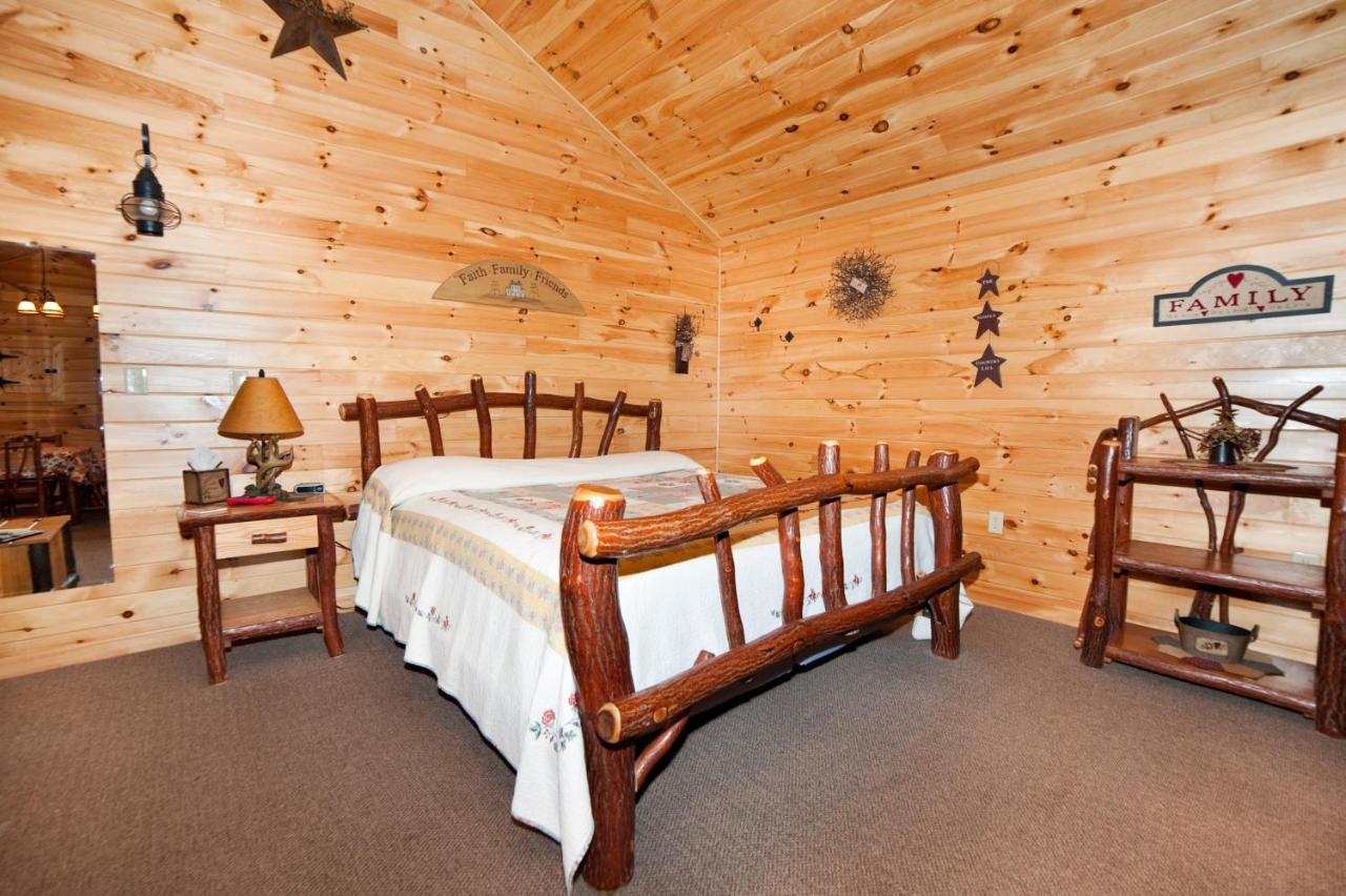 7Cs Lodging Flintstone Bagian luar foto